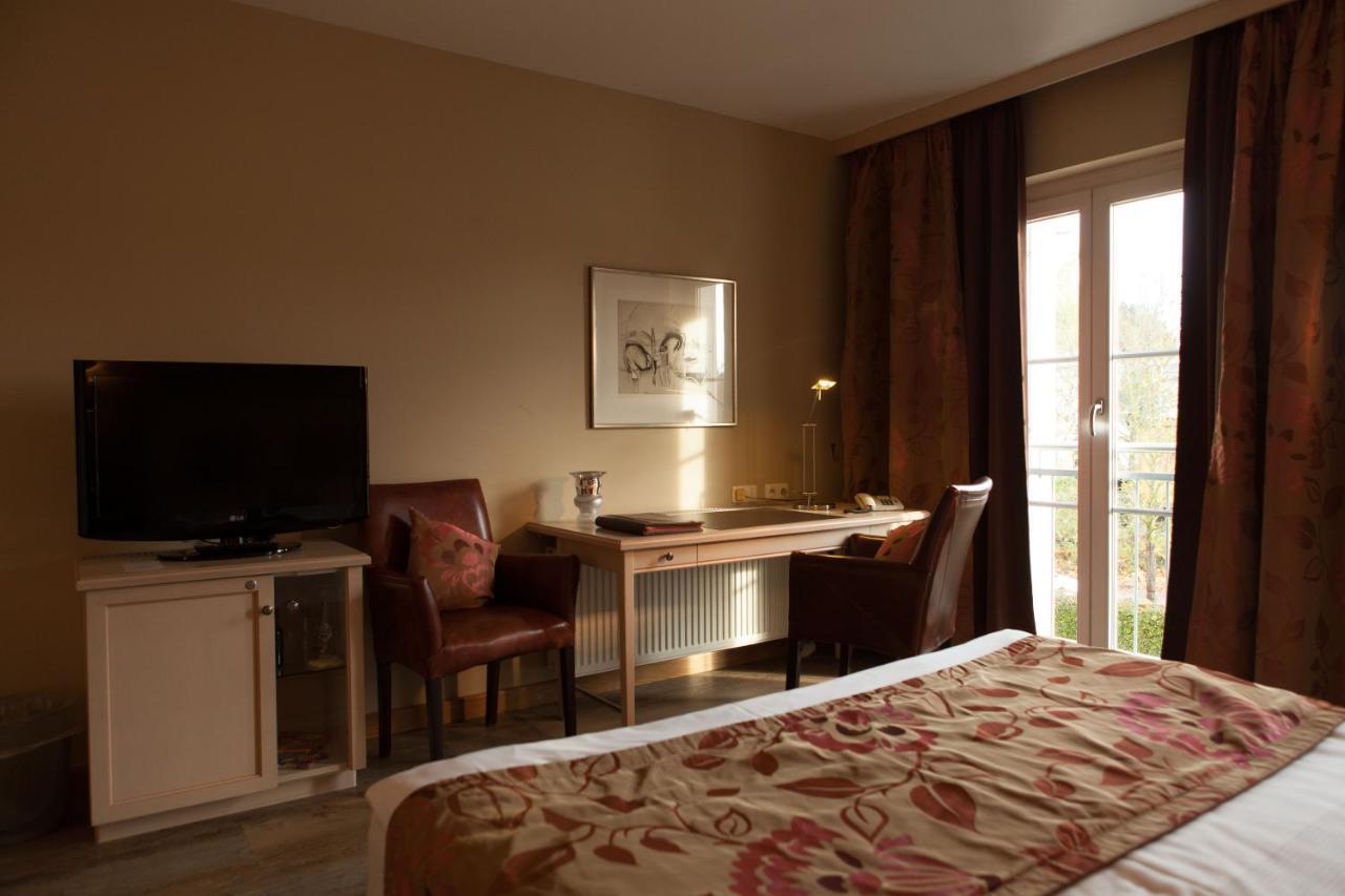 Ampervilla Hotel 4*